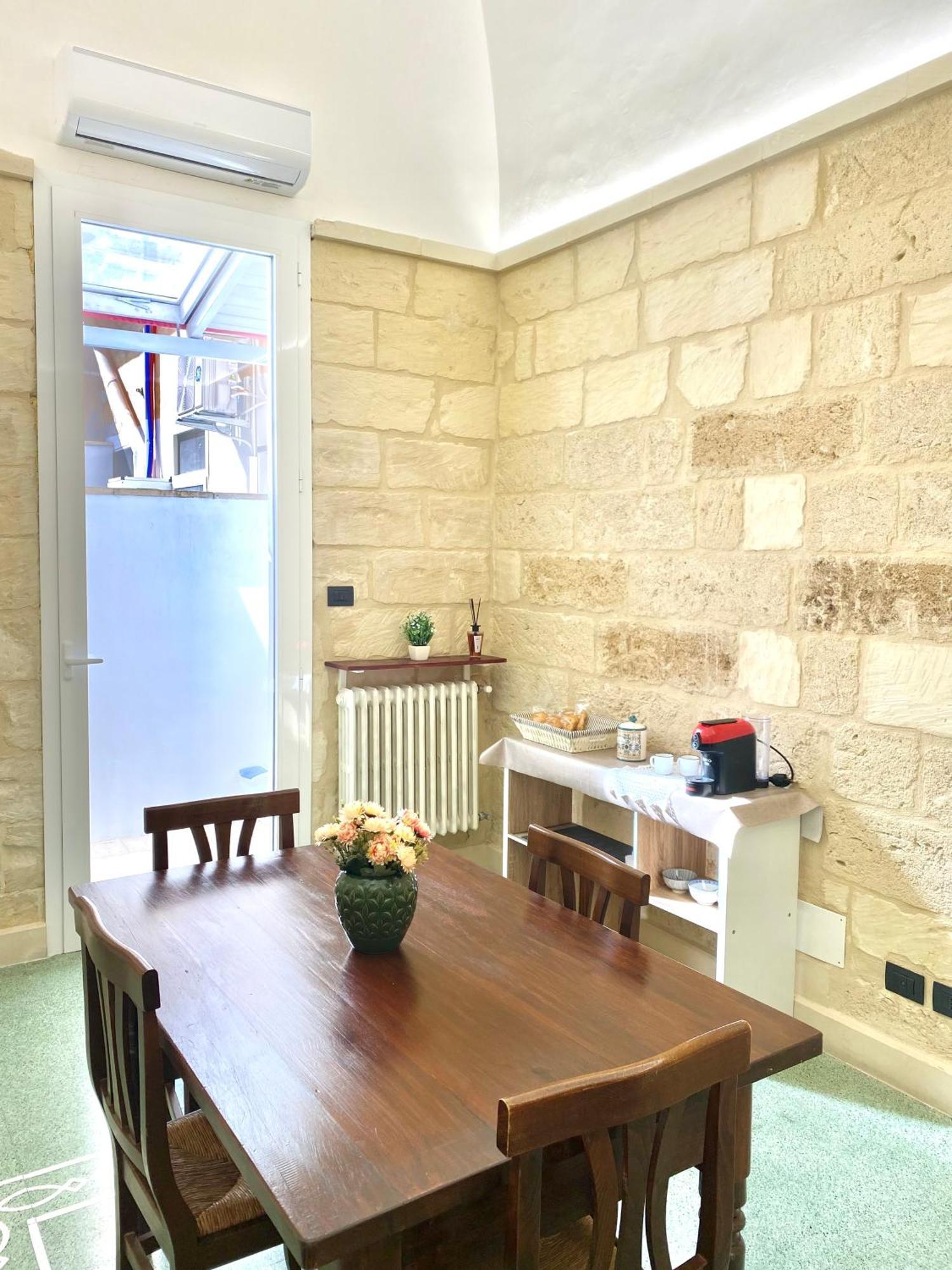 Vohis Luxury House - Fast Wi-Fi & Easy Parking Lägenhet Lecce Exteriör bild